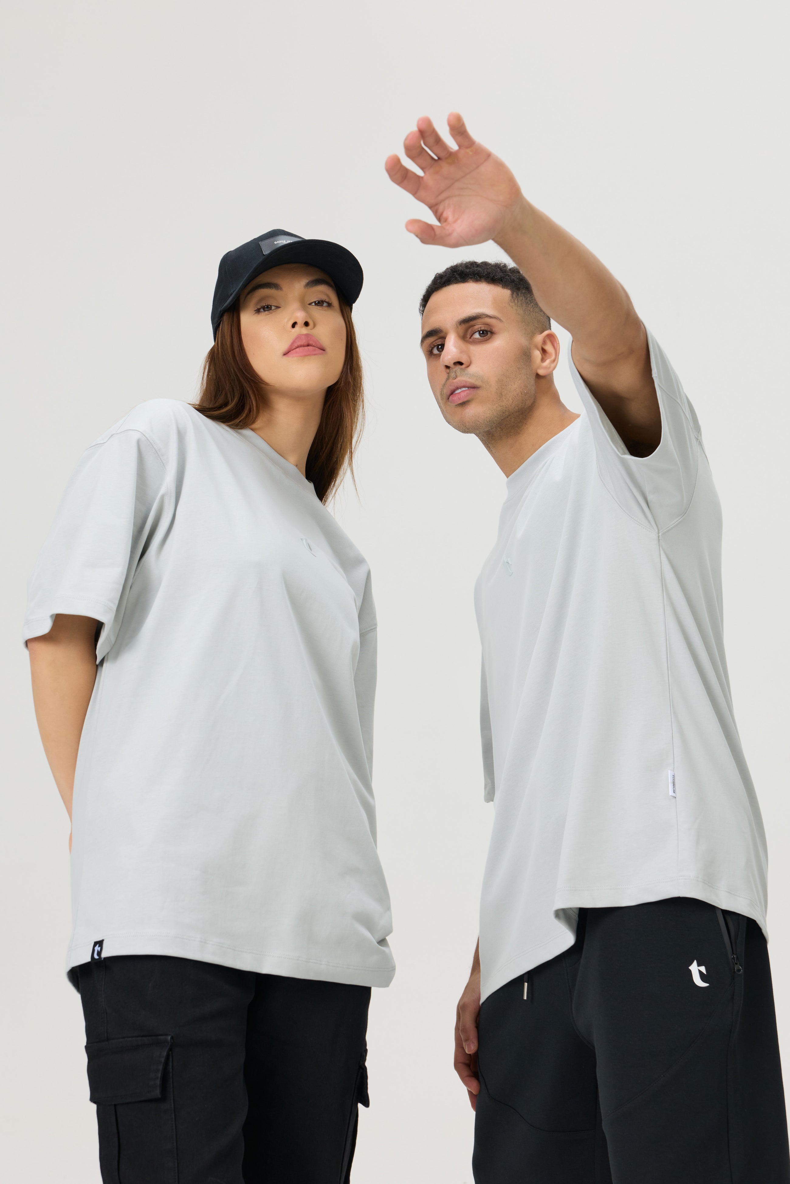 Insignia Box Tee - T-Shirt - Titanium Empire