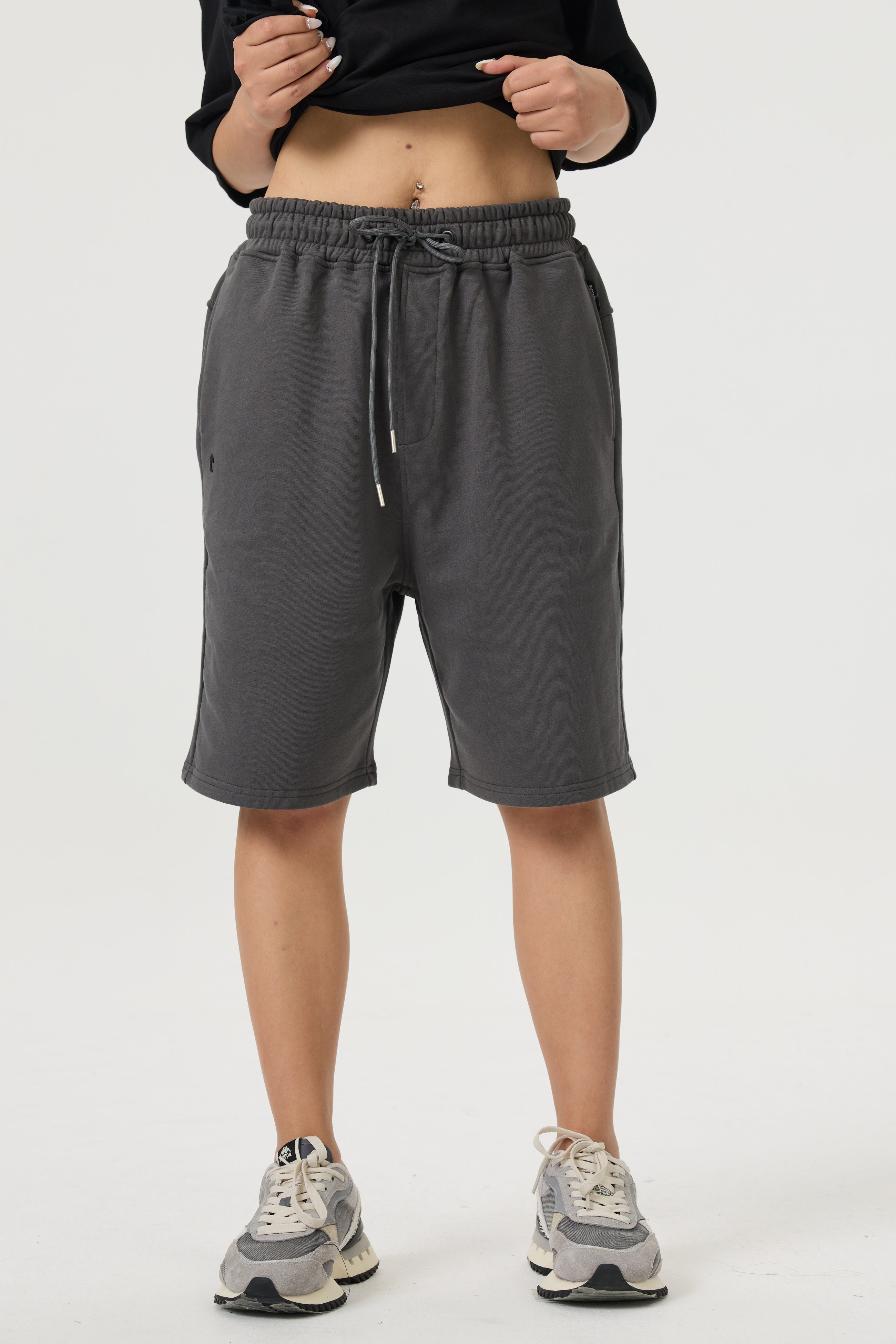 Insignia Box Tee - T-Shirt - Titanium Empire