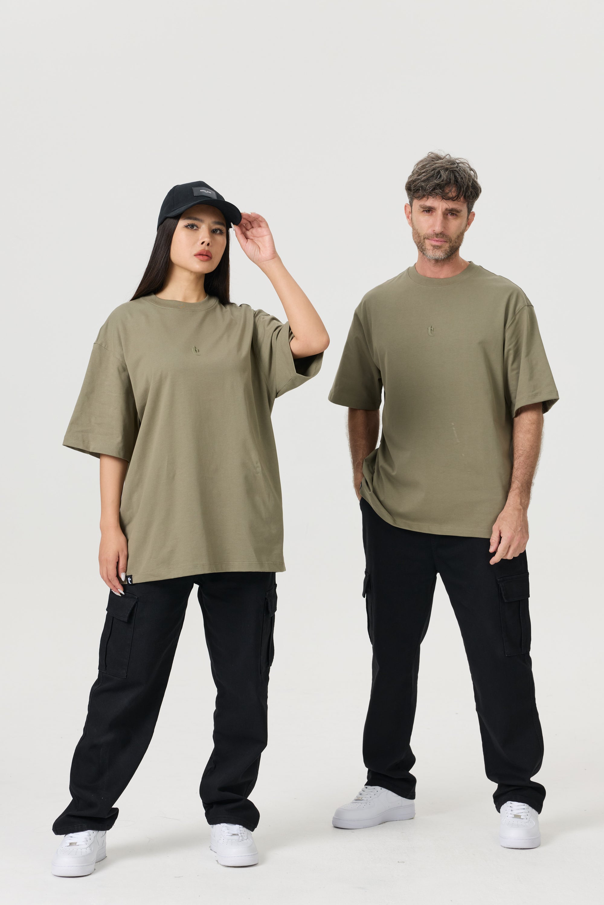 Insignia Box Tee - T-Shirt - Titanium Empire